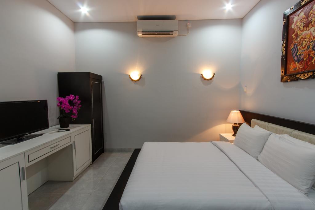 Rabasta Mahayana Kuta Hotel Bali Exterior photo